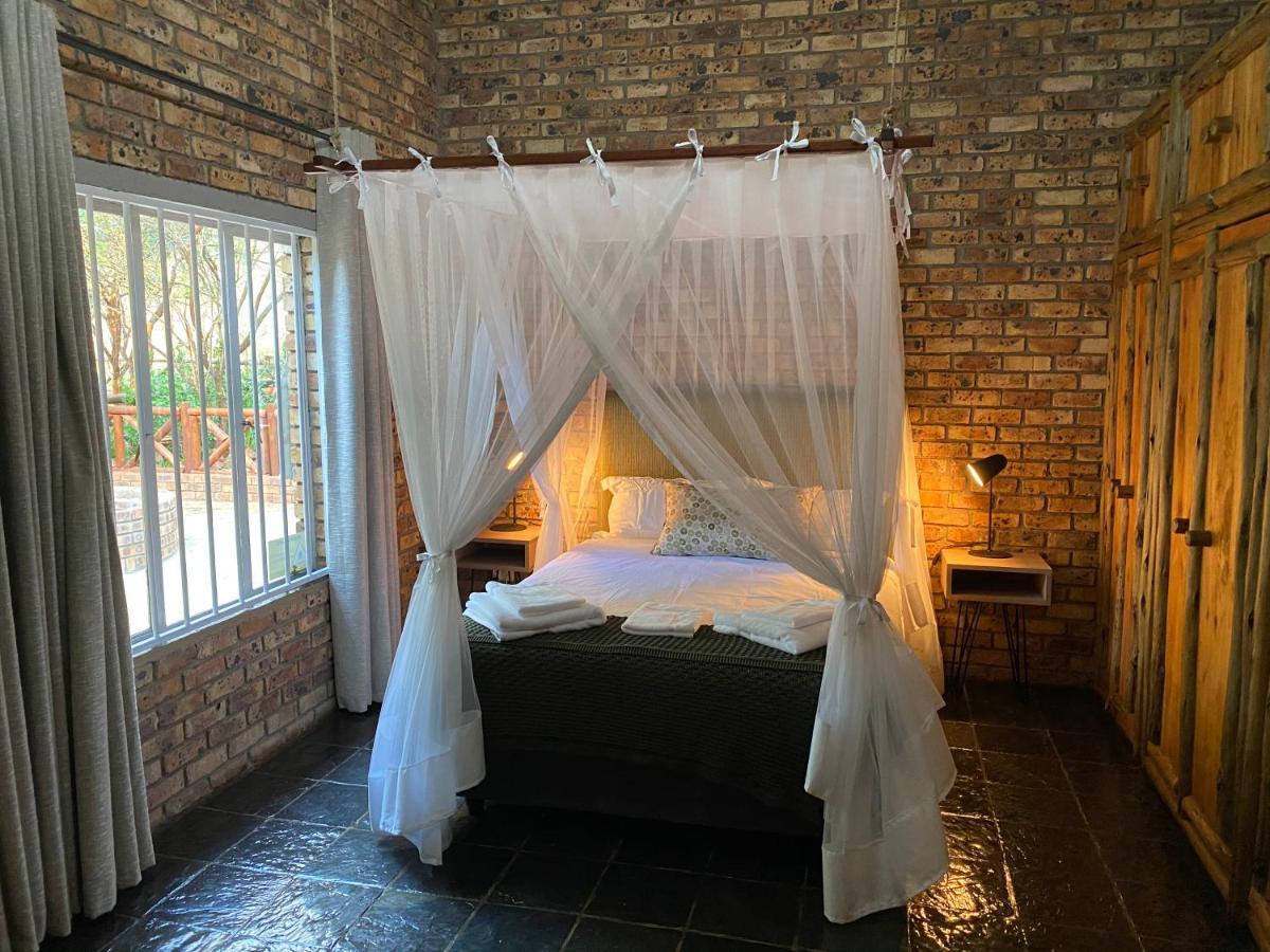 Genet House Holiday Home Marloth Park Luaran gambar